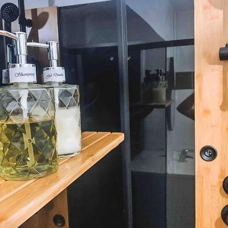 Nuit D'Exception - Loft Avec Jacuzzi Apartment Bordeaux Luaran gambar