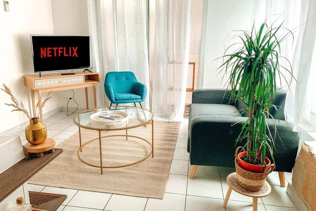 Nuit D'Exception - Loft Avec Jacuzzi Apartment Bordeaux Luaran gambar